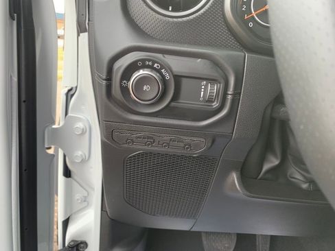 New 2025 Jeep Wrangler Unlimited Rubicon 392 image 15