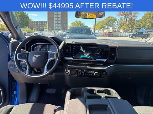 Used 2025 Chevrolet Silverado 1500 LT image 12