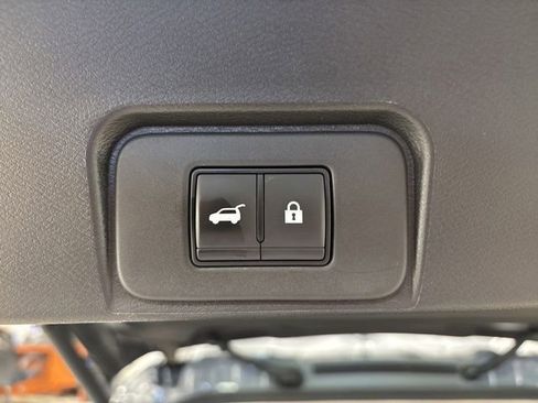 Used 2025 Nissan Rogue SV w/ Rock Creek Premium Package AWD/4WD image 23