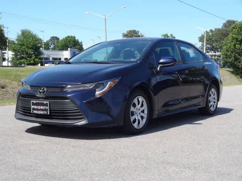 Used 2023 Toyota Corolla LE FWD image 1