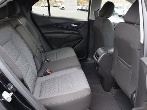 Used 2023 Chevrolet Equinox LT image 20