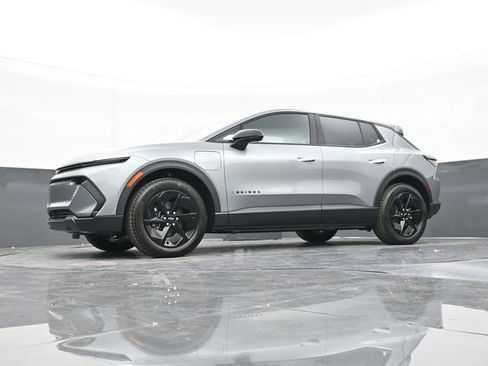 New 2026 Chevrolet Equinox EV LT image 52