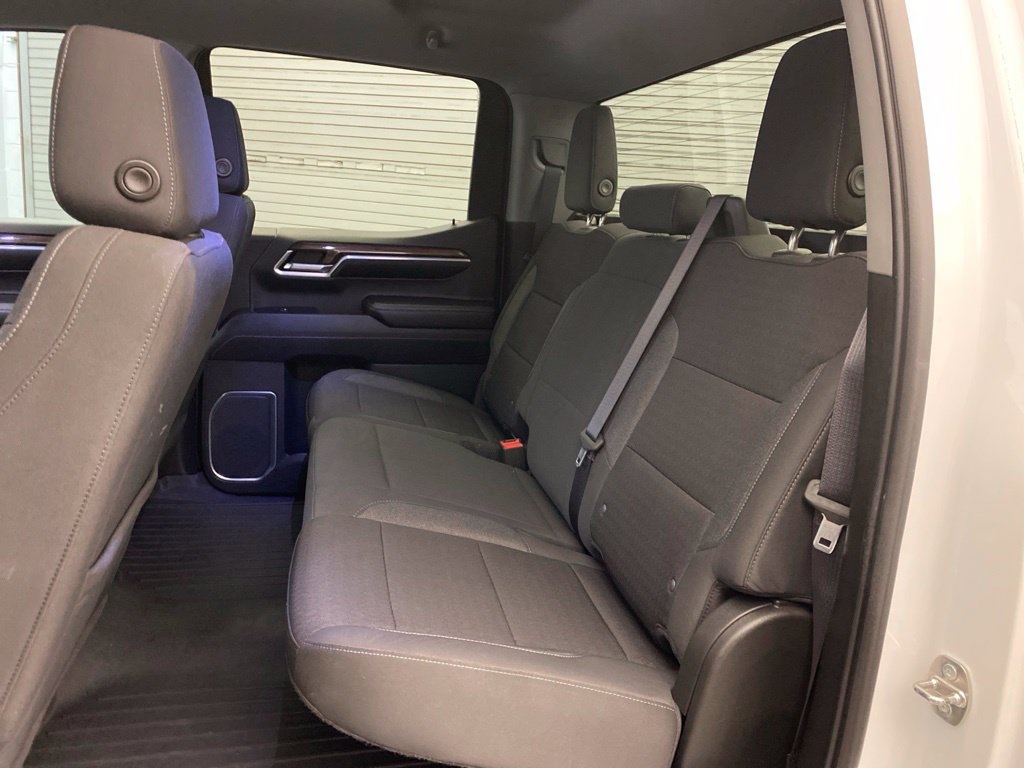 Used 2022 Chevrolet Silverado 1500 LT AWD/4WD image 21