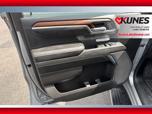 Used 2024 GMC Sierra 1500 Denali w/ Denali Reserve Package AWD/4WD image 16