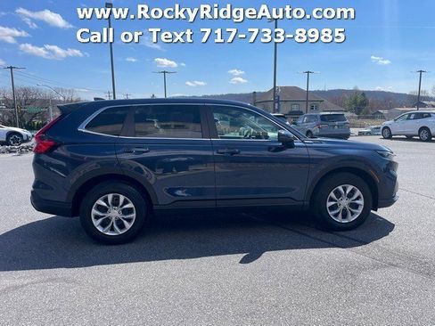 Used 2025 Honda CR-V LX image 8