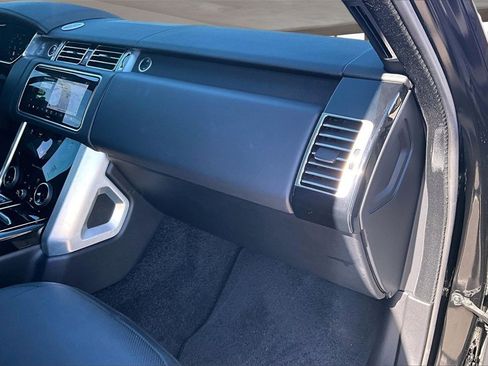 Used 2021 Land Rover Range Rover P525 Westminster Edition image 16