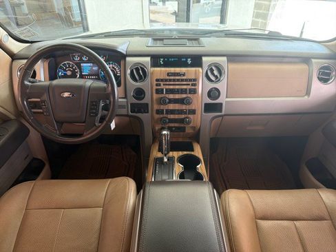 Used 2011 Ford F150 Lariat w/ Lariat Chrome Pkg RWD image 22