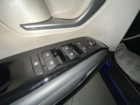 Used 2023 Hyundai Tucson Limited AWD/4WD image 13