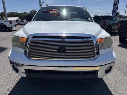 Used 2013 Toyota Tundra 2WD Double Cab image 2
