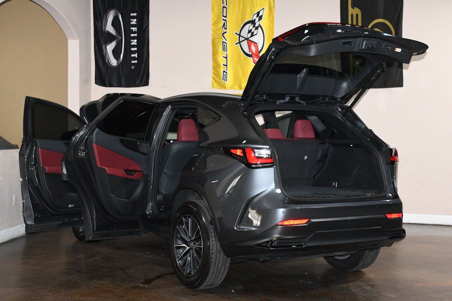 Used 2024 Lexus NX 350 AWD w/ Vision Package image 92
