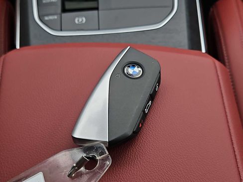 Used 2026 BMW X3 xDrive30i w/ M Sport Package AWD/4WD image 38