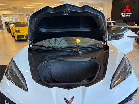 Used 2023 Chevrolet Corvette Stingray Premium Cpe w/ Z51 Performance Package RWD image 35