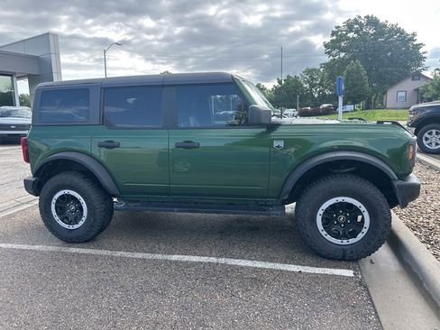 Used 2024 Ford Bronco Big Bend w/ Sasquatch Package AWD/4WD image 4