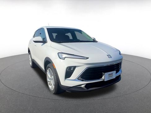 Used 2025 Buick Encore GX Preferred image 3