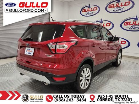 Used 2017 Ford Escape Titanium image 7