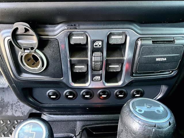 Used 2019 Jeep Wrangler Unlimited Sport S AWD/4WD image 27