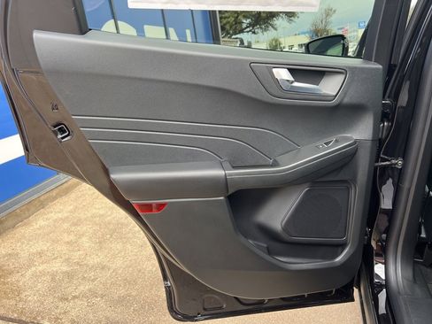 New 2026 Ford Escape ST-Line image 9