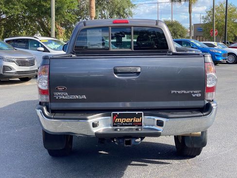 Used 2015 Toyota Tacoma PreRunner image 8