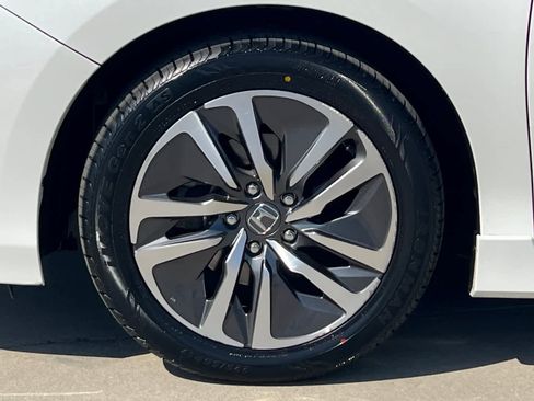 Used 2017 Honda Accord Touring image 35