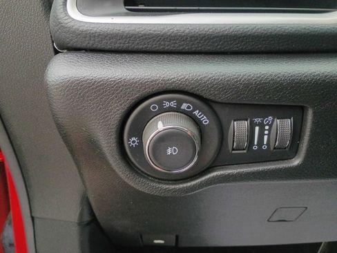 Used 2024 Chrysler Pacifica Touring-L w/ S Appearance Package image 20