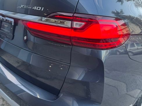 Used 2021 BMW X7 xDrive40i w/ Premium Package AWD/4WD image 9