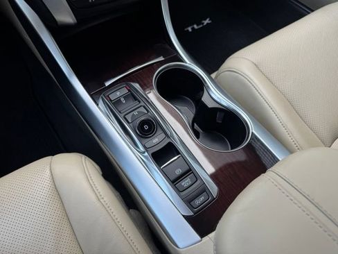 Used 2015 Acura TLX V6 SH-AWD w/ Technology Pkg image 16
