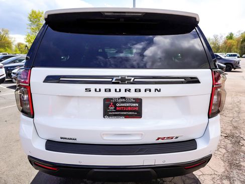 Used 2024 Chevrolet Suburban RST w/ Luxury Package AWD/4WD image 5