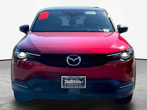 Certified 2022 MAZDA MX-30 Electric w/ Premium Plus Pkg FWD image 3