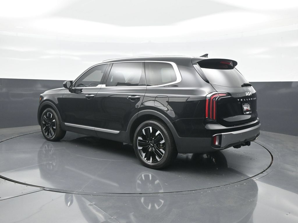 Used 2025 Kia Telluride SX w/ SX Captain's Chair Package AWD/4WD image 5