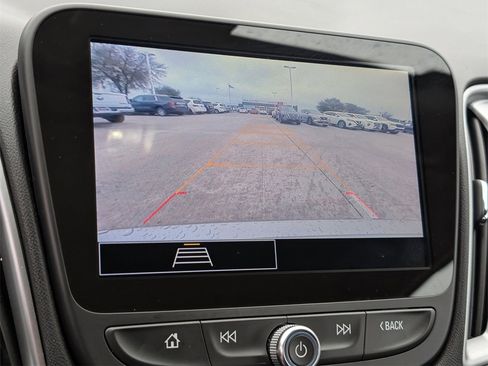 Used 2024 Chevrolet Malibu LT image 13