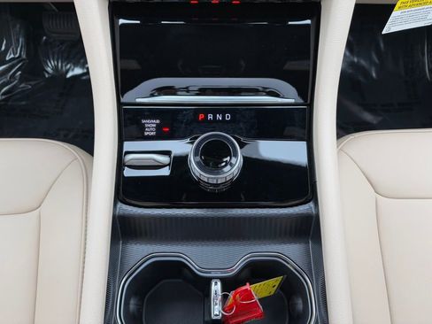 New 2025 Jeep Grand Cherokee Limited w/ MOPAR Finishing Package image 24