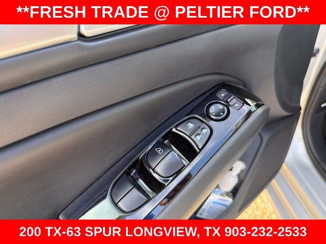Used 2023 Nissan Altima 2.5 SV FWD image 13