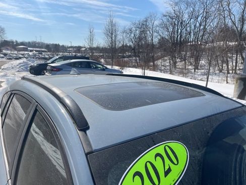 Used 2020 Subaru Crosstrek Hybrid w/ Moonroof Package w/Navigation image 9