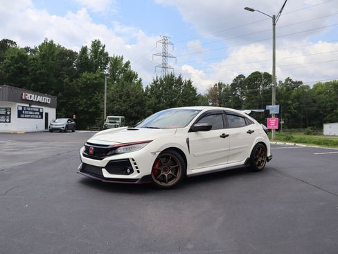 Used 2018 Honda Civic Type R image 6