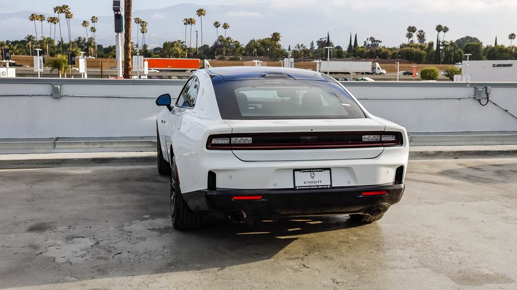New 2026 Dodge Charger R/T AWD/4WD image 7