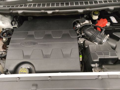 Used 2016 Ford Edge SEL w/ Equipment Group 201A image 30