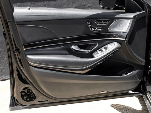 Used 2017 Mercedes-Benz S 63 AMG 4MATIC Sedan w/ Warmth & Comfort Package image 58