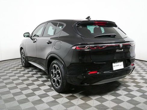 Used 2024 Alfa Romeo Tonale Ti image 32