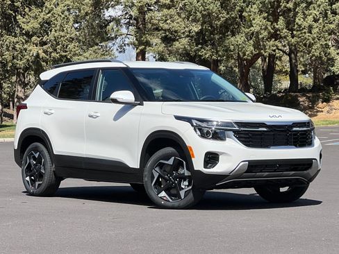 New 2026 Kia Seltos S AWD/4WD image 2