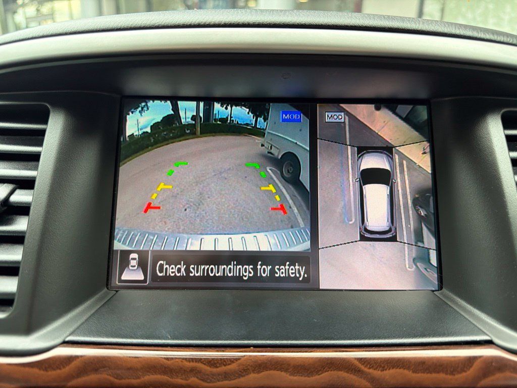 Used 2019 Nissan Pathfinder Platinum w/ Cargo Package FWD image 4