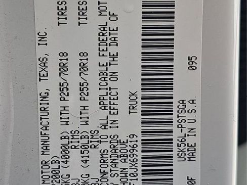 Used 2018 Toyota Tundra SR5 w/ SR5 Upgrade Package image 9