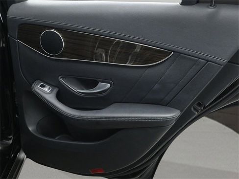 Used 2018 Mercedes-Benz GLC 43 AMG 4MATIC image 16