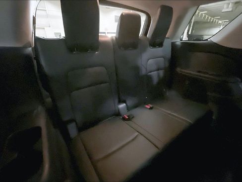 Used 2023 Nissan Pathfinder SL AWD/4WD image 26