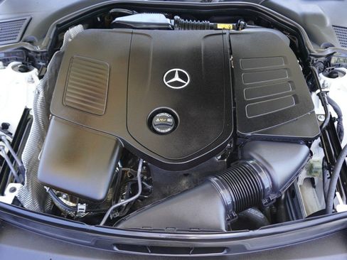 Used 2024 Mercedes-Benz C 300 Sedan image 36
