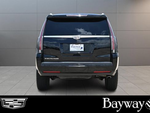 Used 2018 Cadillac Escalade Premium Luxury w/ LPO, Radiant Package RWD image 7