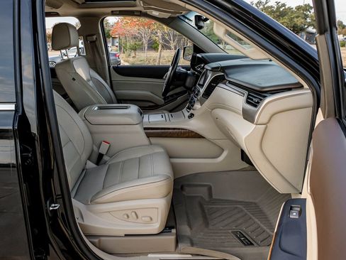 Used 2019 GMC Yukon Denali w/ Open Road Package image 37