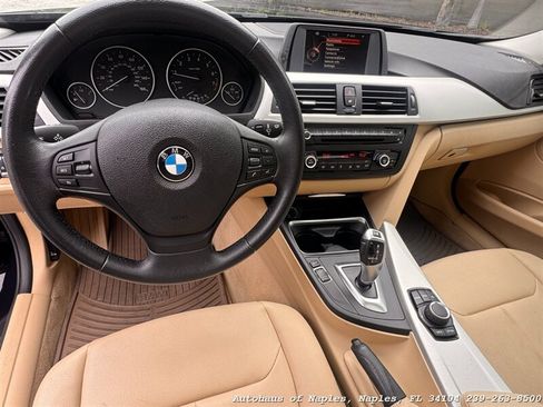 Used 2015 BMW 320i Sedan RWD image 11