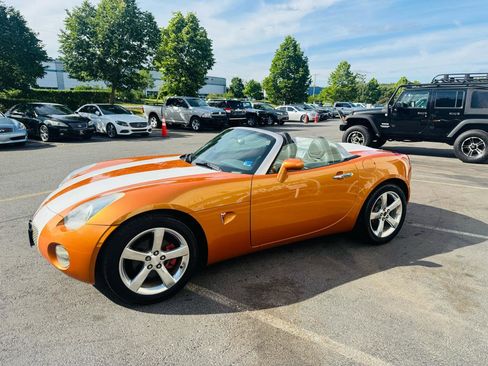 Used 2006 Pontiac Solstice Convertible w/ Premium Package RWD image 27