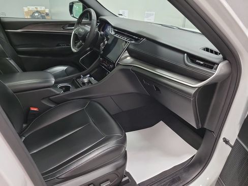 Used 2024 Jeep Grand Cherokee Limited 4xe AWD/4WD image 21