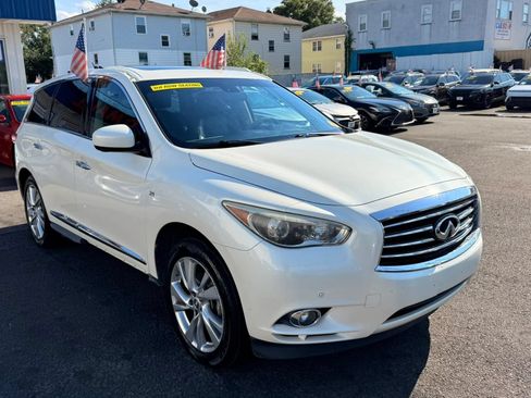 Used 2015 INFINITI QX60 FWD w/ Deluxe Touring Package image 2